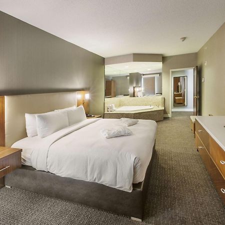 Doubletree By Hilton Nanuet Hotel Exterior foto