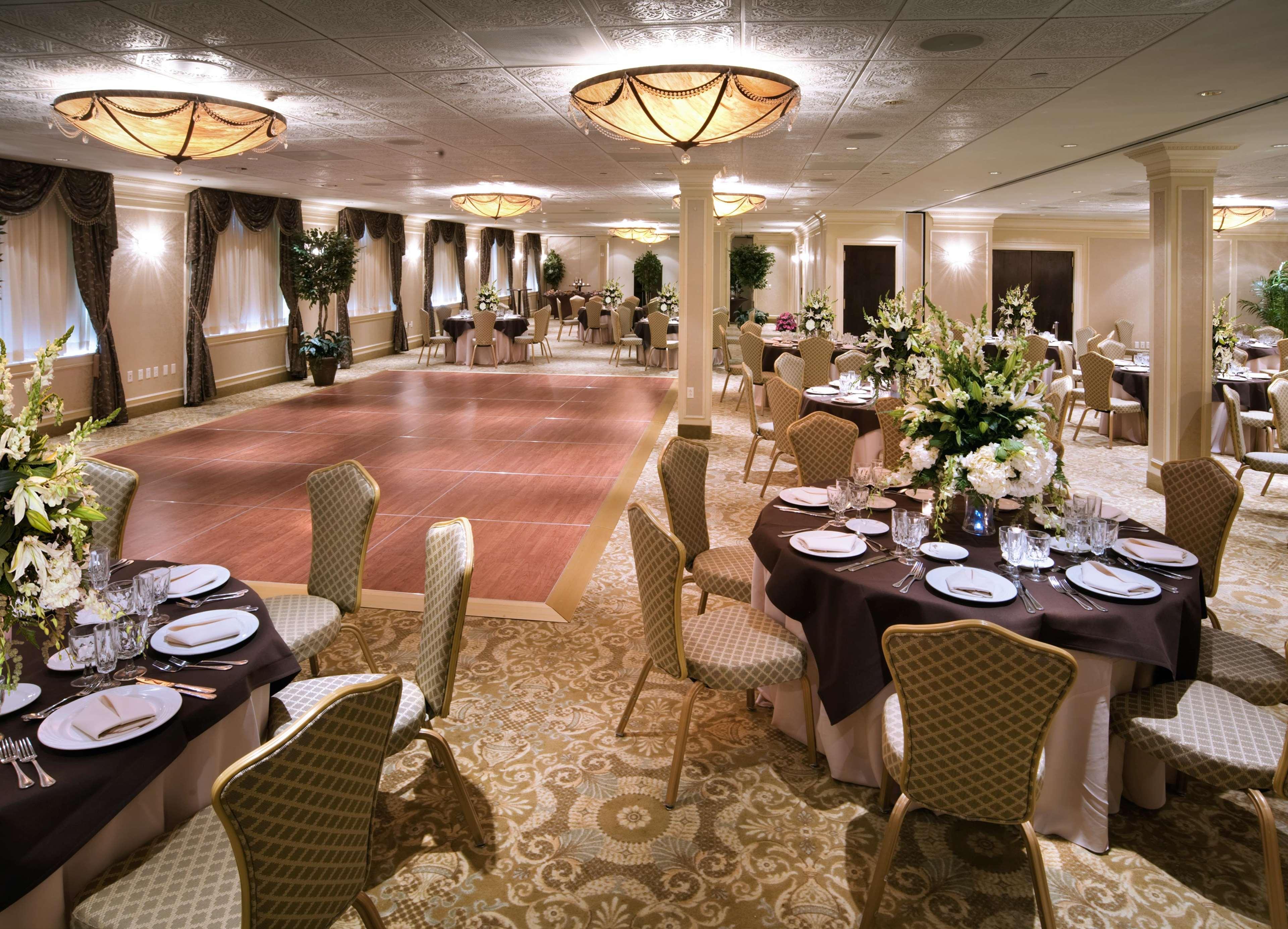 Doubletree By Hilton Nanuet Hotel Exterior foto